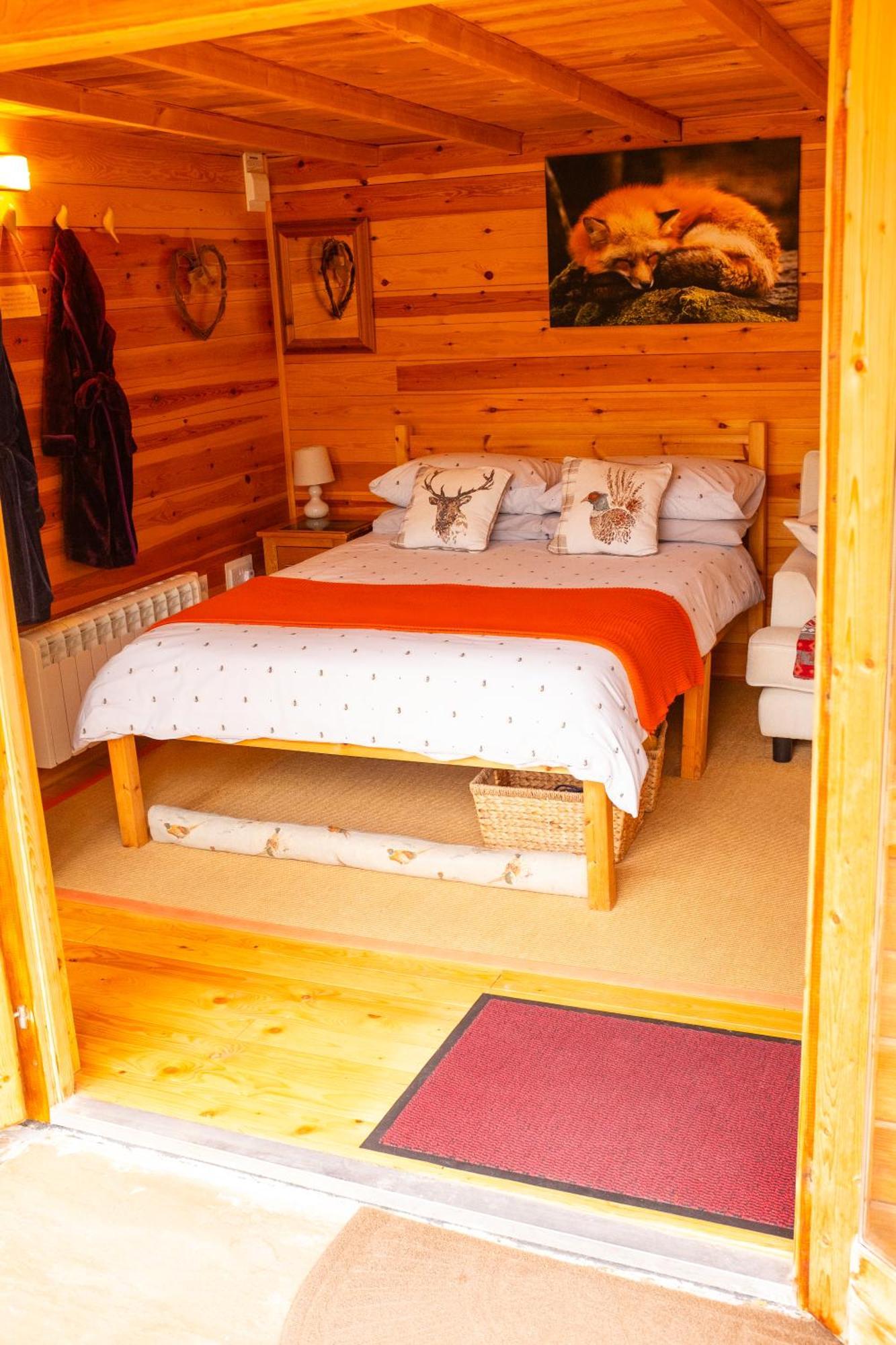 Vila Moors Wood Relaxing ,Tranquil Retreat With Hot Tub Chippenham  Exteriér fotografie