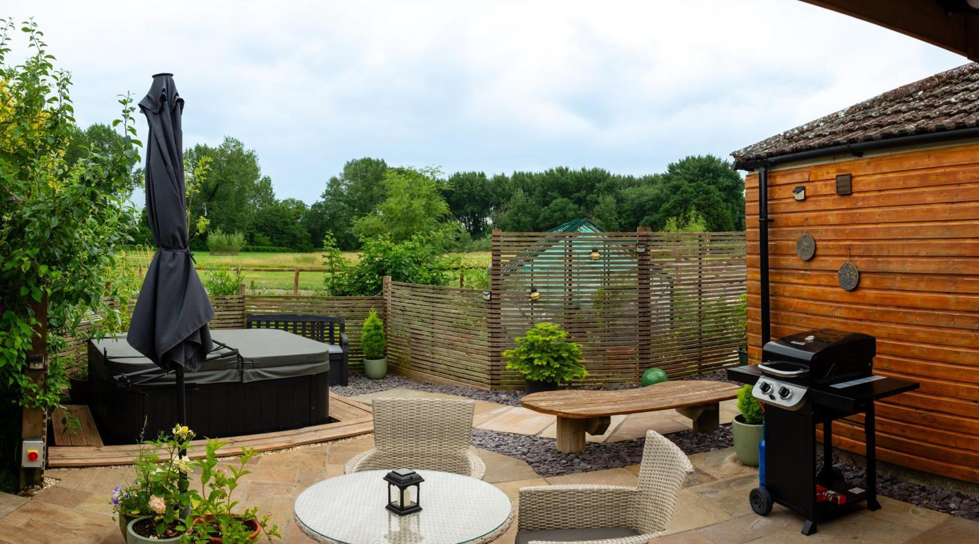 Vila Moors Wood Relaxing ,Tranquil Retreat With Hot Tub Chippenham  Exteriér fotografie