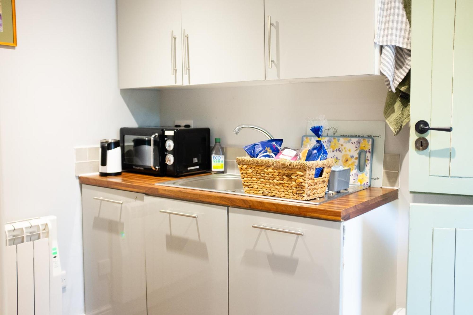 Vila Moors Wood Relaxing ,Tranquil Retreat With Hot Tub Chippenham  Exteriér fotografie